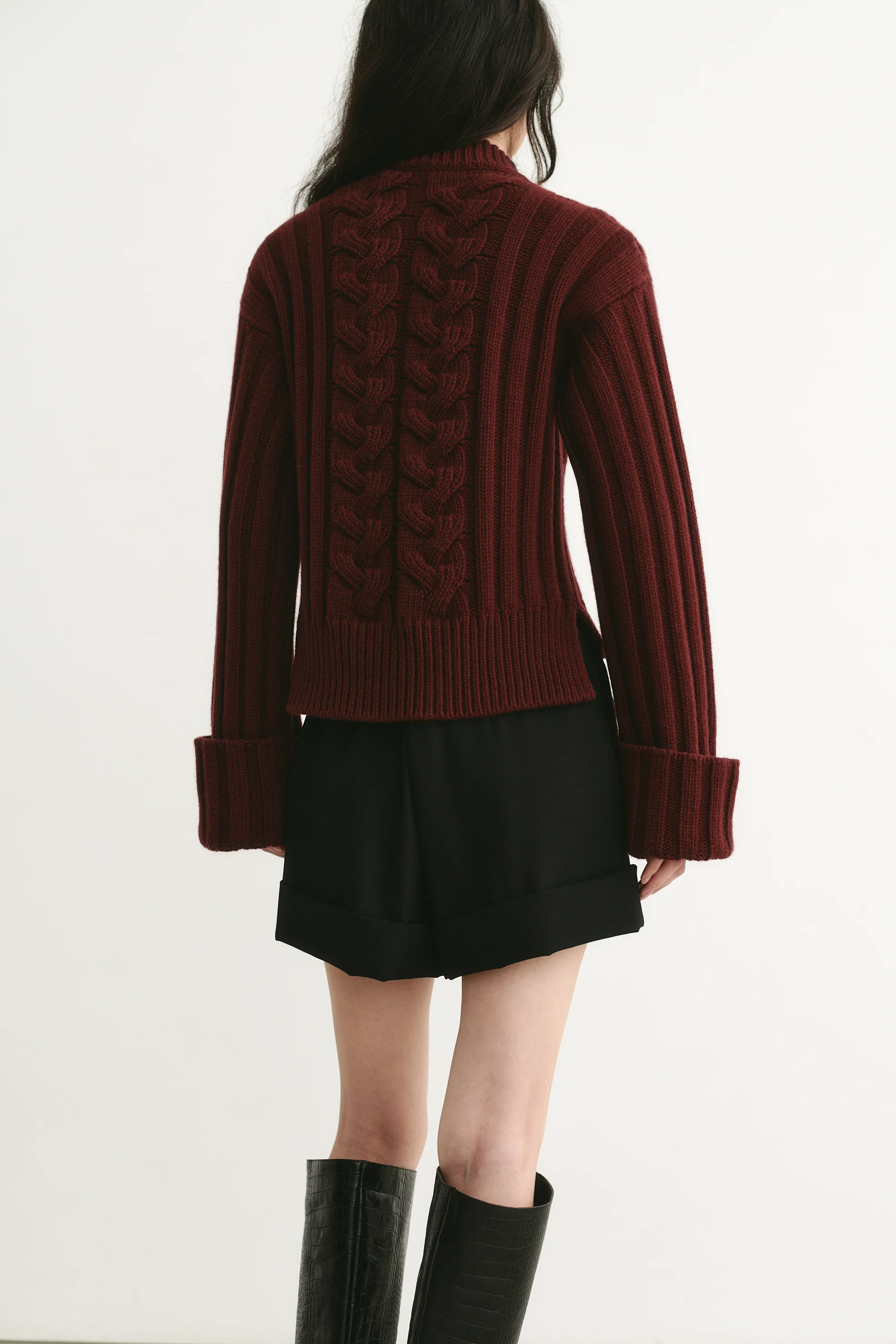 Courchevel Sweater Aubergine - Image 4